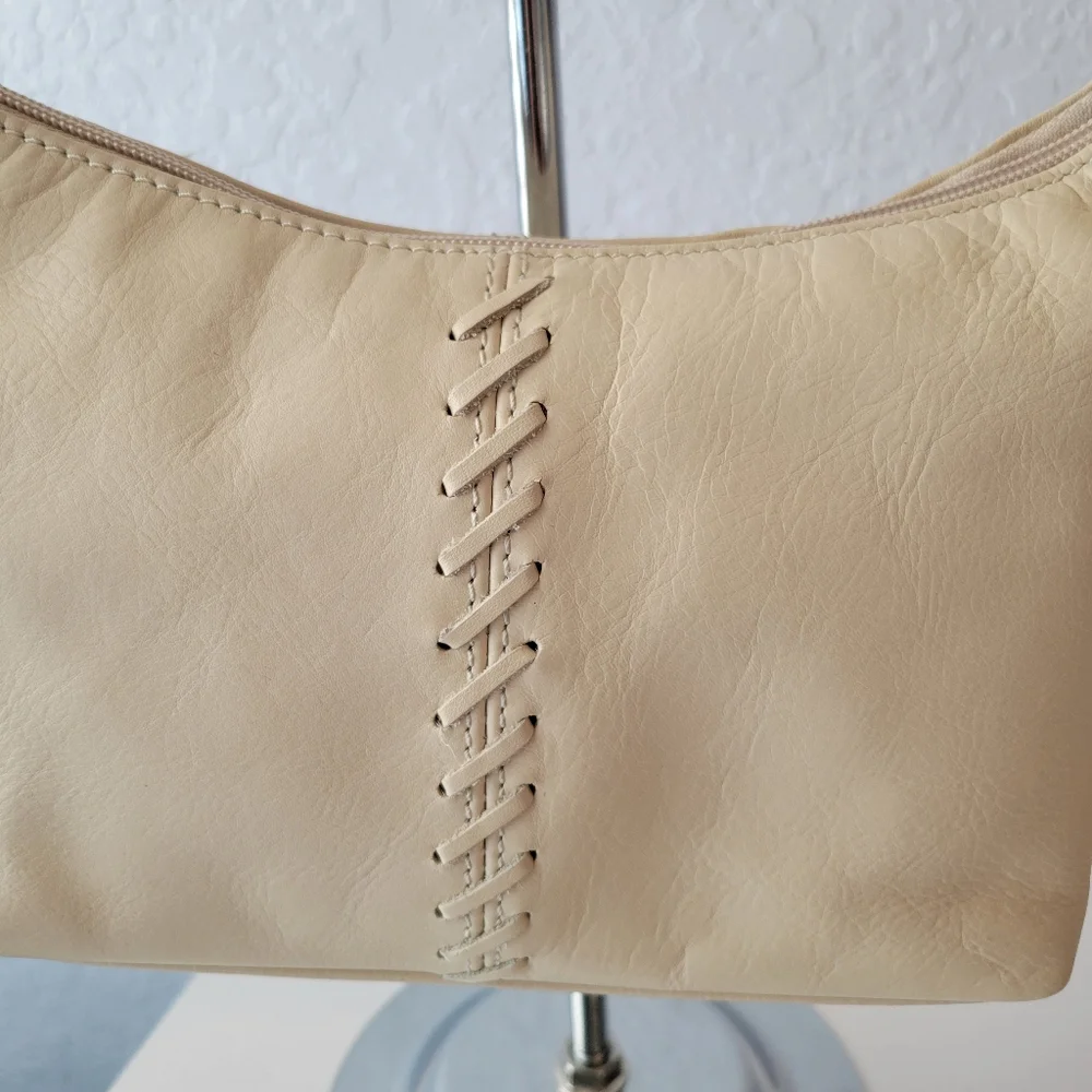 CHAPS VINTAGE CREAM LEATHER BRAIDED SMALL HOBO BAG